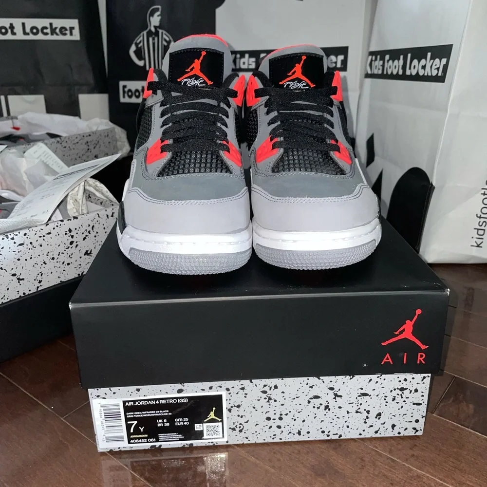 Jordan 4 Infared - Picture 9 of 12